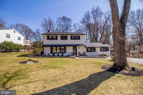 10785 W Crestview Ln, Laurel, MD 20723