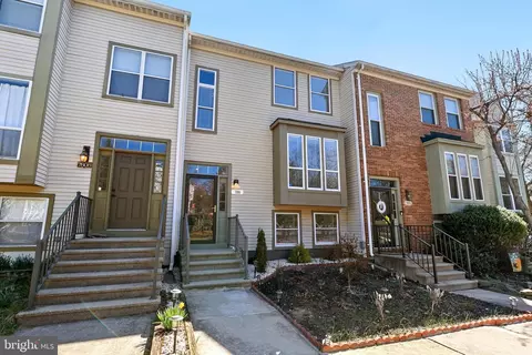 7806 Whistling Pines Ct, Ellicott City, MD 21043