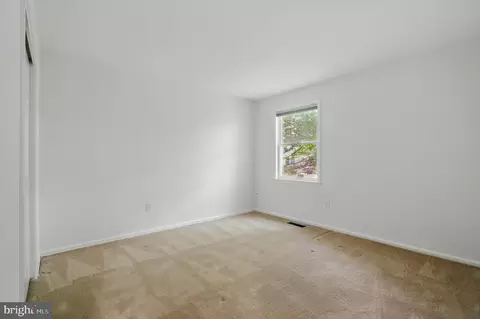 Bedroom - 11807 Bare Sky Ln, Columbia, MD 21044 photo 5 of 7
