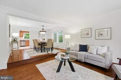Living - 11807 Bare Sky Ln, Columbia, MD 21044 photo 1 of 7