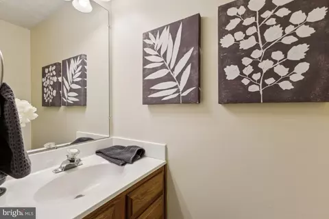 9400 Squires Ct, Laurel, MD 20723 photo 11