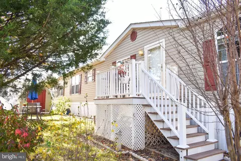 8368 Ashwood Rd, Jessup, MD 20794