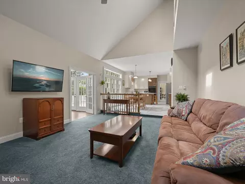 10358 Derby Dr, Laurel, MD 20723 photo 28