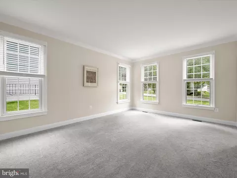 10358 Derby Dr, Laurel, MD 20723 photo 14
