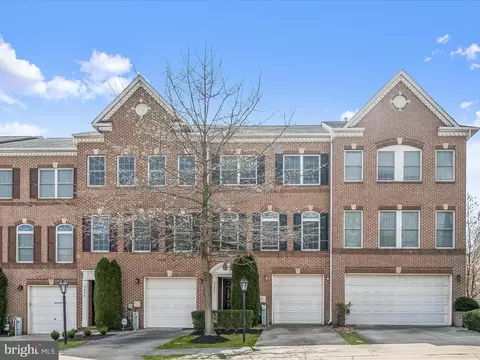 8204 Oak Lawn Dr #126, Laurel, MD 20723