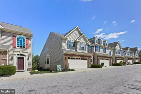 8112 Calla Lilly Dr #105, Ellicott City, MD 21043