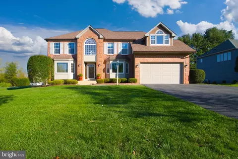 10213 Wetherburn Rd, Ellicott City, MD 21042