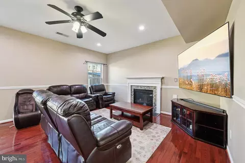 Entry Way - 9552 Chaton Rd, Laurel, MD 20723 photo 1 of 4