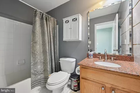 Entry Way - 9552 Chaton Rd, Laurel, MD 20723 photo 3 of 4