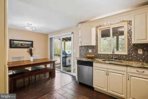 9348 Northgate Rd, Laurel, MD 20723 photo 8