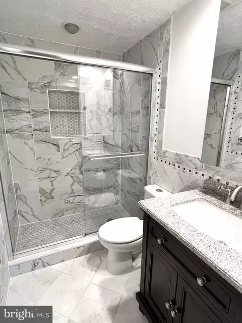 Bath - 9624 Glendower Ct, Laurel, MD 20723 photo 1 of 2