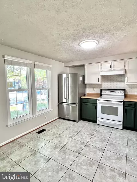 Kitchen - 9624 Glendower Ct, Laurel, MD 20723 photo 2 of 3