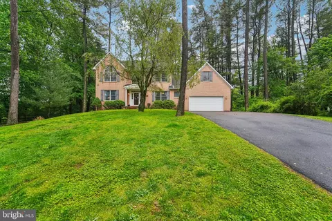 9875 Carrigan Dr, Ellicott City, MD 21042