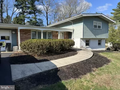 9429 Diamondback Dr, Columbia, MD 21045