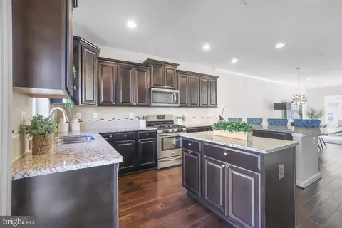 7209 Greenfitch Way, Hanover, MD 21076 photo 4