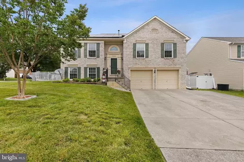 9401 Ulster Dr, Laurel, MD 20723