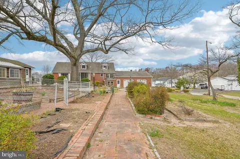 Exterior - 6165 Hanover Rd, Hanover, MD 21076 photo 9 of 12
