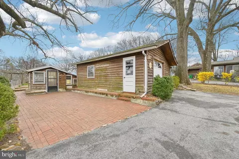 Exterior - 6165 Hanover Rd, Hanover, MD 21076 photo 6 of 12