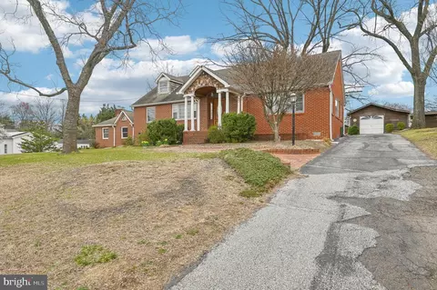 Exterior - 6165 Hanover Rd, Hanover, MD 21076 photo 11 of 12