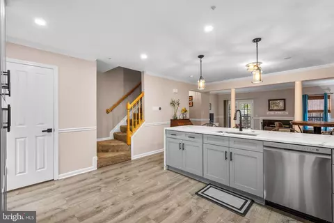 9319 Daly Ct, Laurel, MD 20723 photo 17