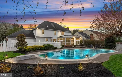 2537 Ashbrook Dr, Ellicott City, MD 21042