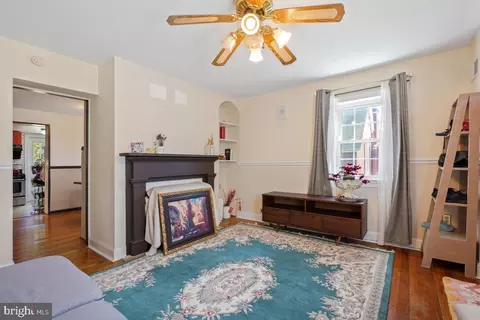 9056 Baltimore St, Savage, MD 20763 photo 8