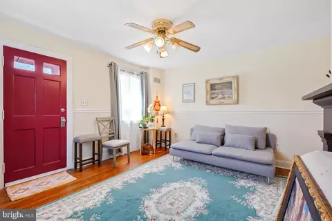 9056 Baltimore St, Savage, MD 20763 photo 6