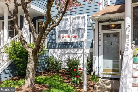 4900 Dorsey Hall Dr #9, Ellicott City, MD 21042