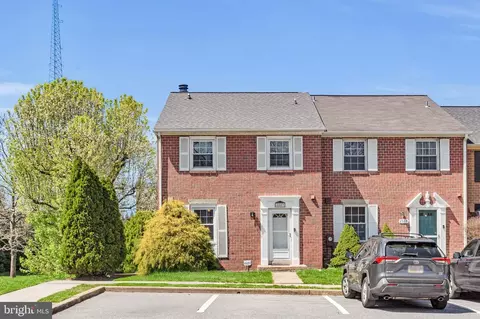 8507 Pine Run Ct, Ellicott City, MD 21043