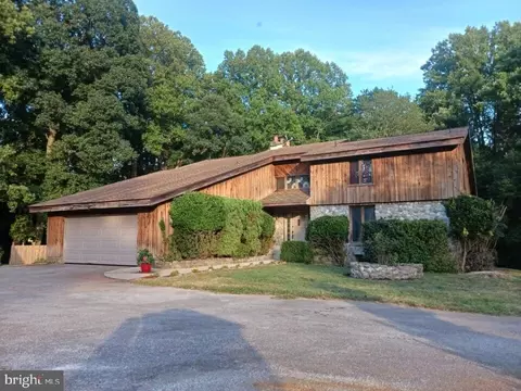 9310 Vollmerhausen Rd, Savage, MD 20763