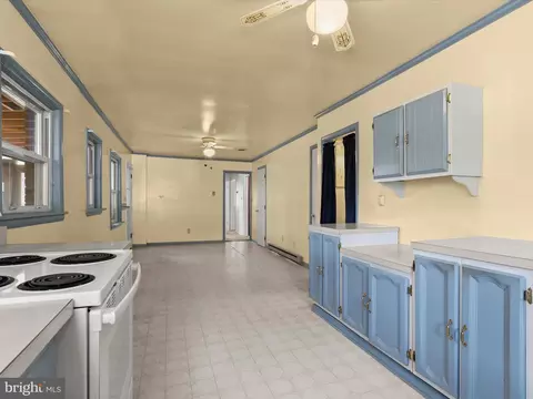 9151 River Hill Rd, Laurel, MD 20723 photo 11