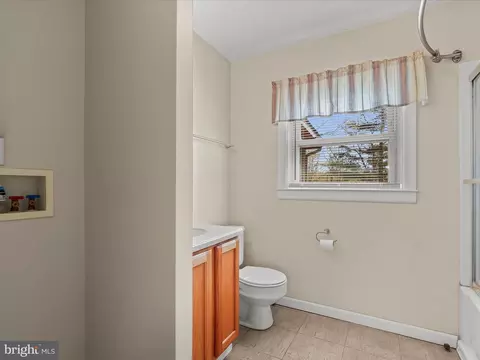 9151 River Hill Rd, Laurel, MD 20723 photo 18