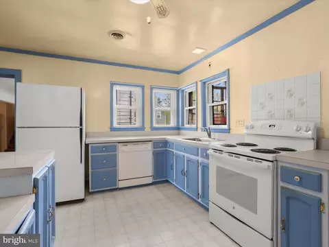 9151 River Hill Rd, Laurel, MD 20723 photo 10