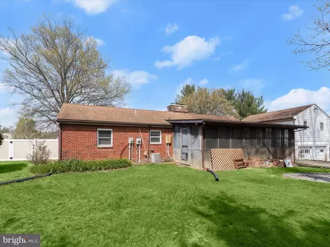 9151 River Hill Rd, Laurel, MD 20723 photo 32