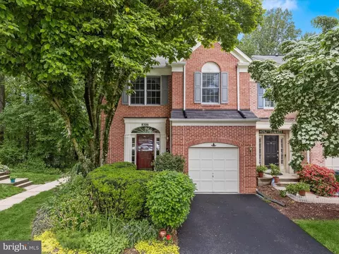 8506 Timber Pine Ct, Ellicott City, MD 21043