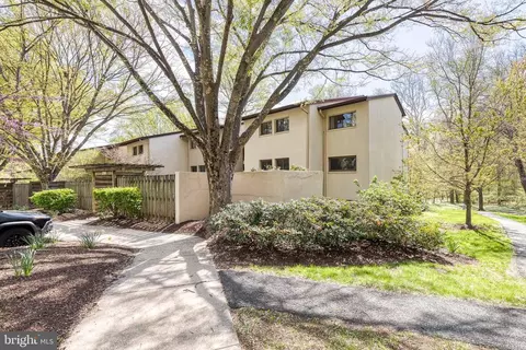 5709 Harpers Farm Rd #F, Columbia, MD 21044