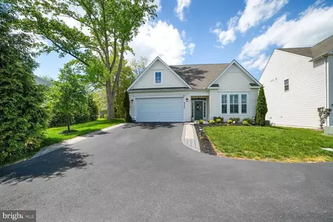 6247 Woodcrest Dr, Ellicott City, MD 21043