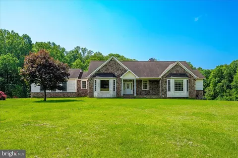 13779 Triadelphia Rd, Dayton, MD 21036