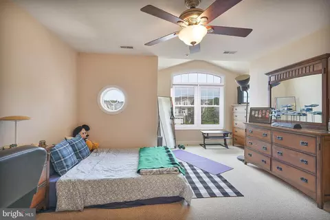 Bedroom - 8733 Boulder Ridge Rd, Laurel, MD 20723 photo 7 of 11
