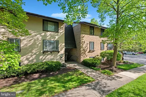 10065 Windstream Dr #1, Columbia, MD 21044