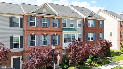 7011 Southmoor St, Hanover, MD 21076