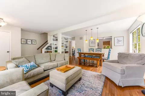 8766 Ruppert Ct, Ellicott City, MD 21043