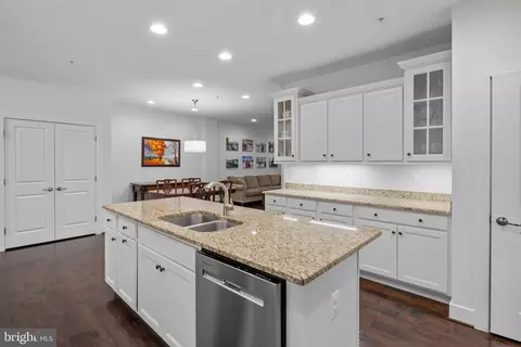 9738 Knowledge Dr, Laurel, MD 20723 photo 15