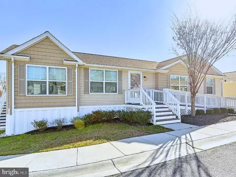 8419 Sandalwood Ct, Jessup, MD 20794