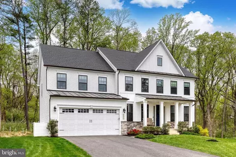 7679 Cross Creek Dr, Columbia, MD 21044