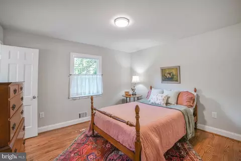 Bedroom - 7549 Cherry Tree Dr, Fulton, MD 20759 photo 3 of 6