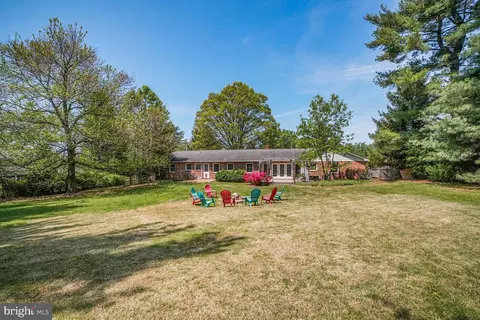 Exterior - 7549 Cherry Tree Dr, Fulton, MD 20759 photo 4 of 13