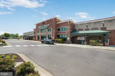 Exterior - 7549 Cherry Tree Dr, Fulton, MD 20759 photo 10 of 13