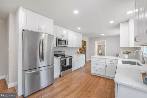 Kitchen - 7549 Cherry Tree Dr, Fulton, MD 20759 photo 1 of 3