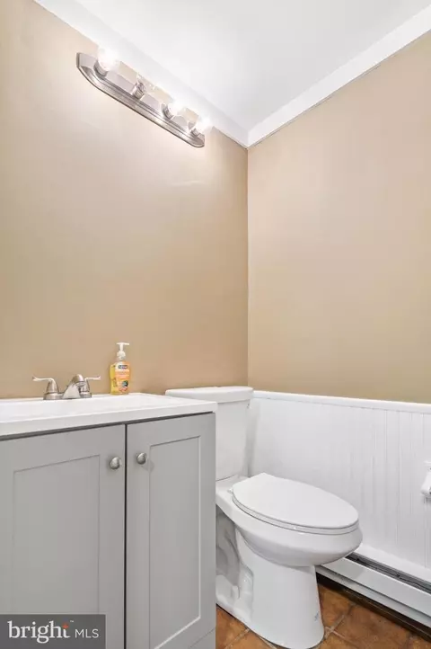 Bath - 9351 Cabot Ct, Laurel, MD 20723 photo 2 of 2